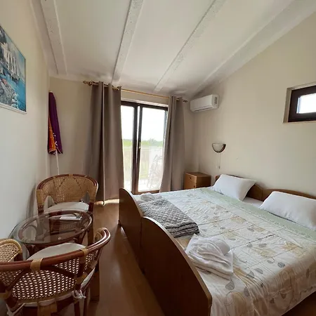 And Murage 2369 Guest house Barbariga